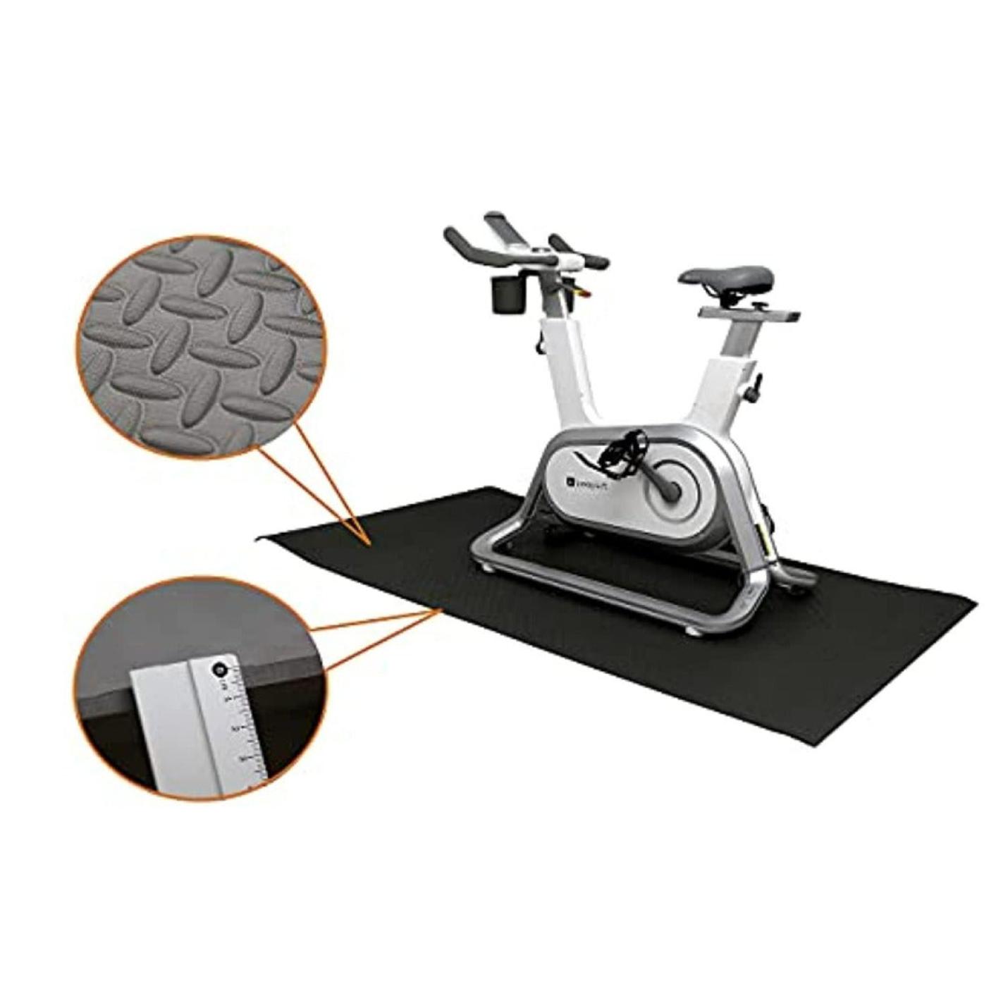 Antislip en isolerende mat voor fitnessruimte met loopbanden, bodybuilding en crosstrainers