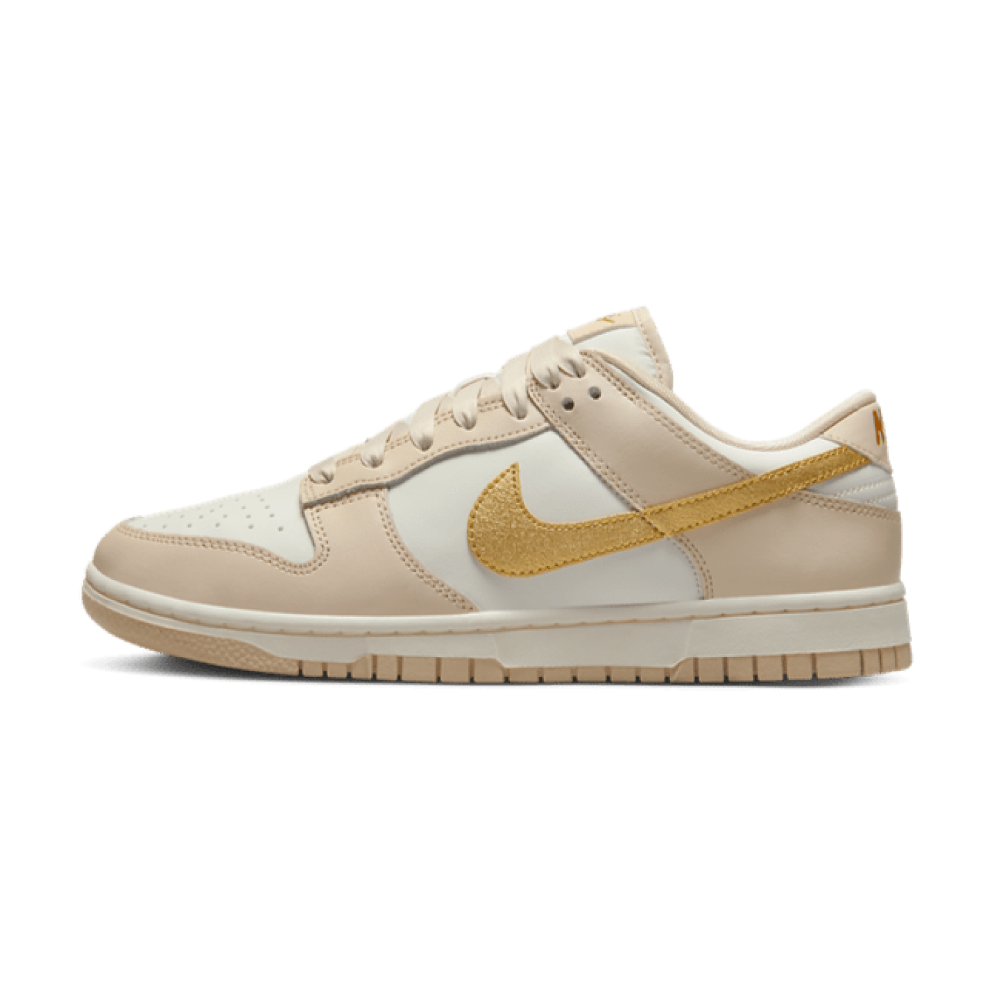 Nike Dunk Low 'Gold Swoosh' (W) - Sneaker Totaal