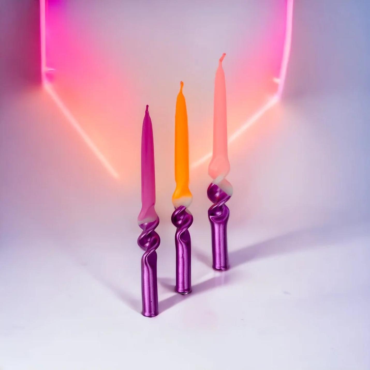 Dip Dye Sunset Disco swirl kaarsen per 3 verpakt - Pink Stories; Afbeelding: 3
