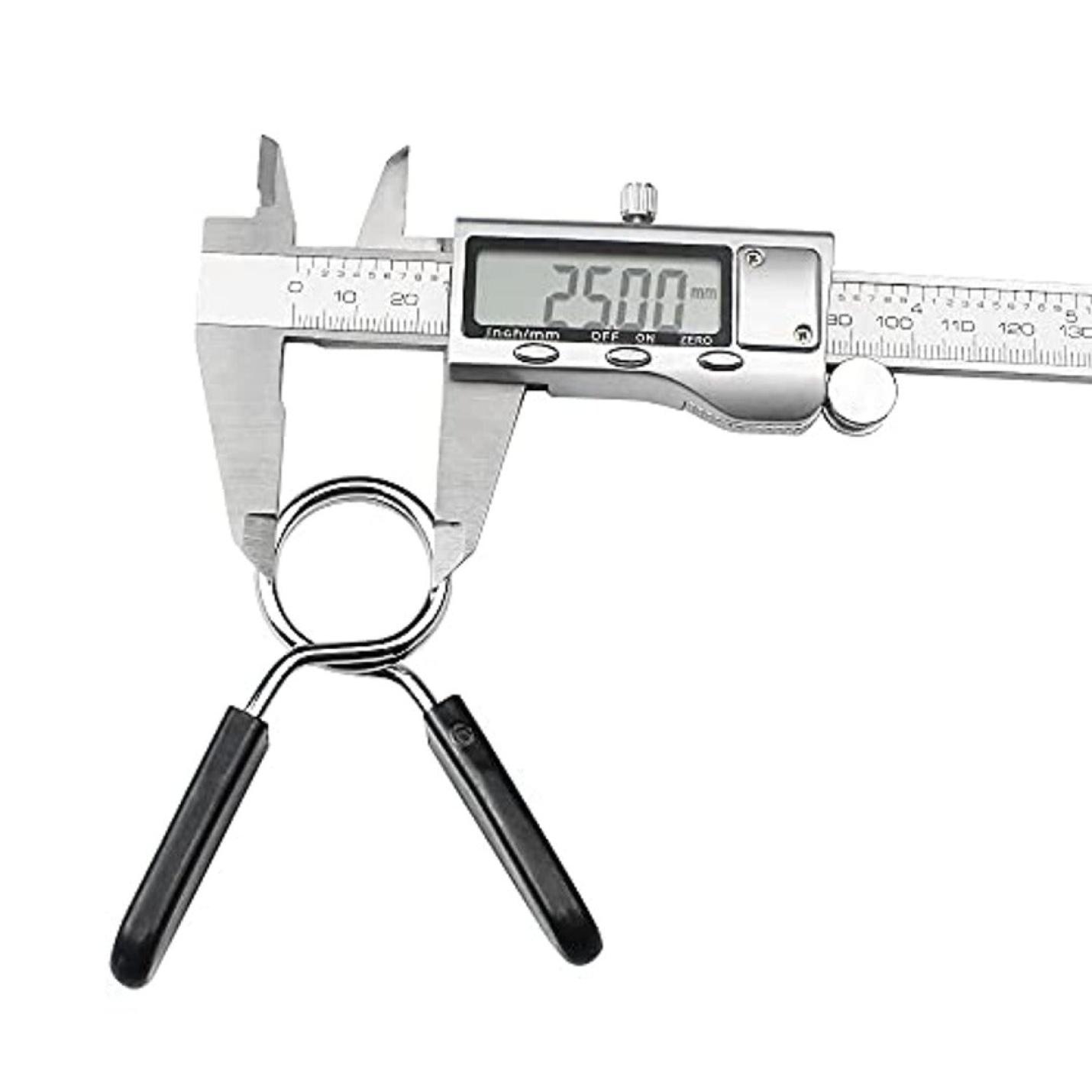 Digitale schuifmaat die een maat van 25,04 mm weergeeft op het LCD-scherm, met roestvrijstalen behuizing en zwarte haltersluiting 25 mm: Veilig trainen met betere balans en afstemming!