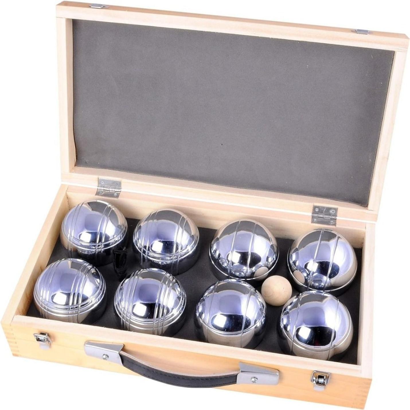 Set Geniet van eindeloos plezier met ons petanque-spelballen in een houten kistje met een pallino (klein balletje).