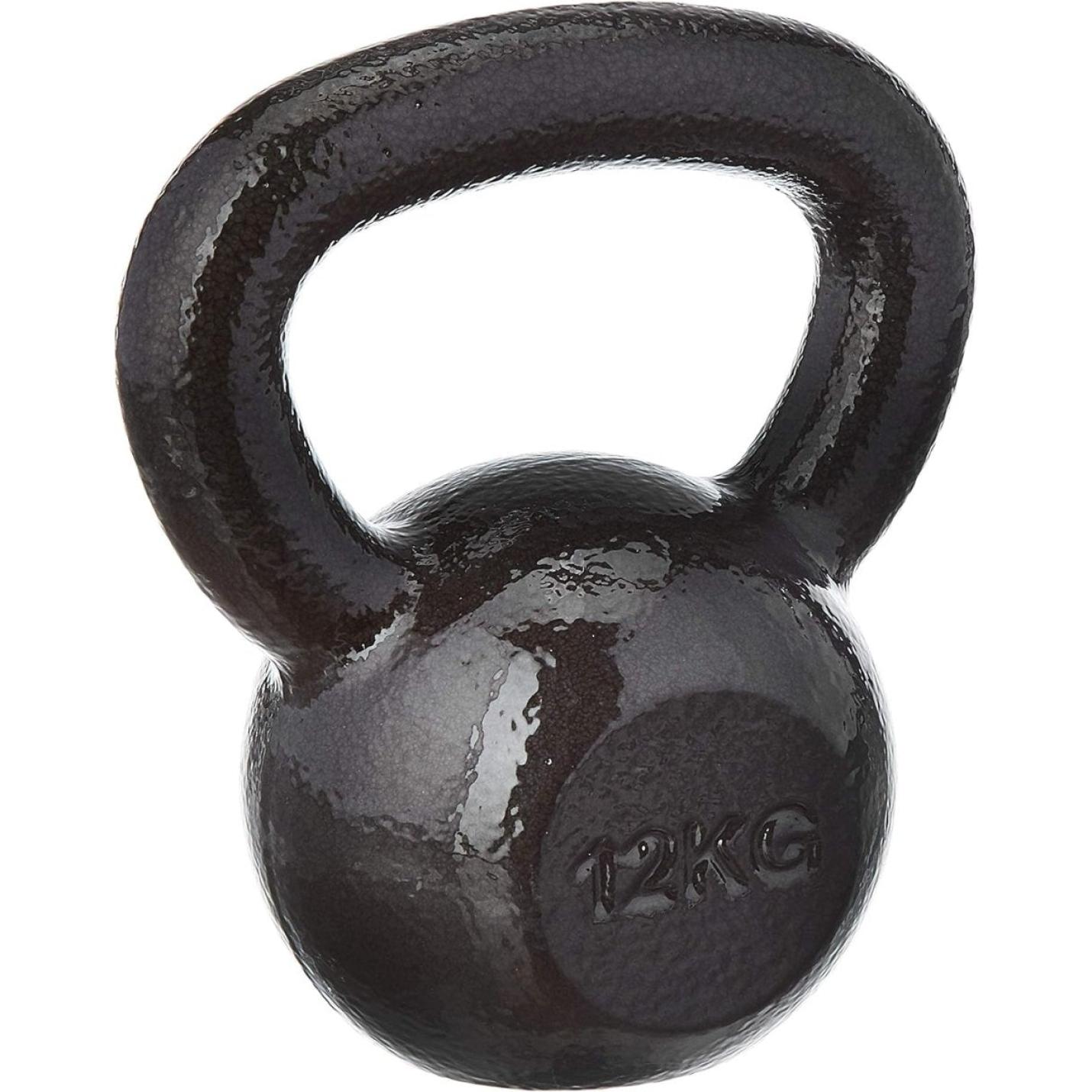 Een duurzame Kettlebell van 12 kilogram tegen een witte achtergrond.