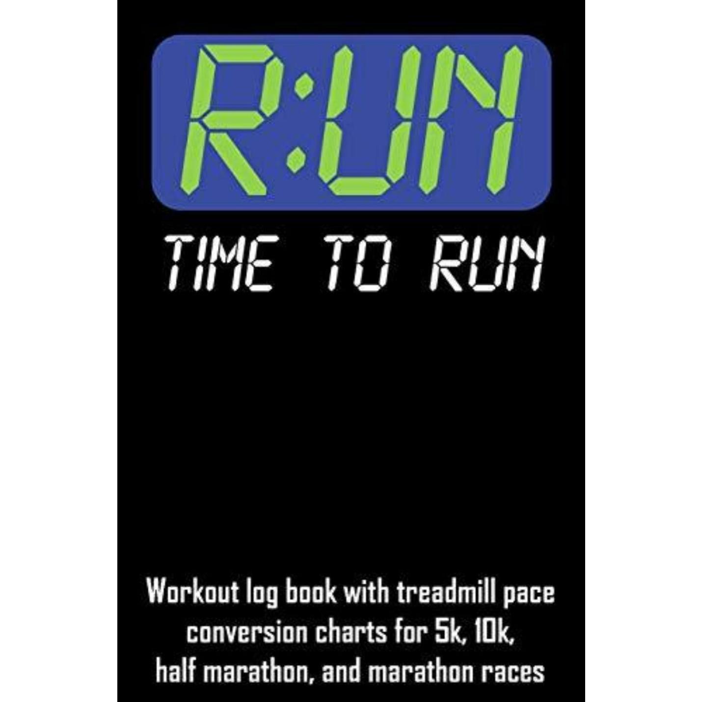 Boekomslag getiteld "R: Un Time to Run" met details van het trainingslogboek en hardloopconversiegrafieken voor races van verschillende afstanden op een blauwe achtergrond.