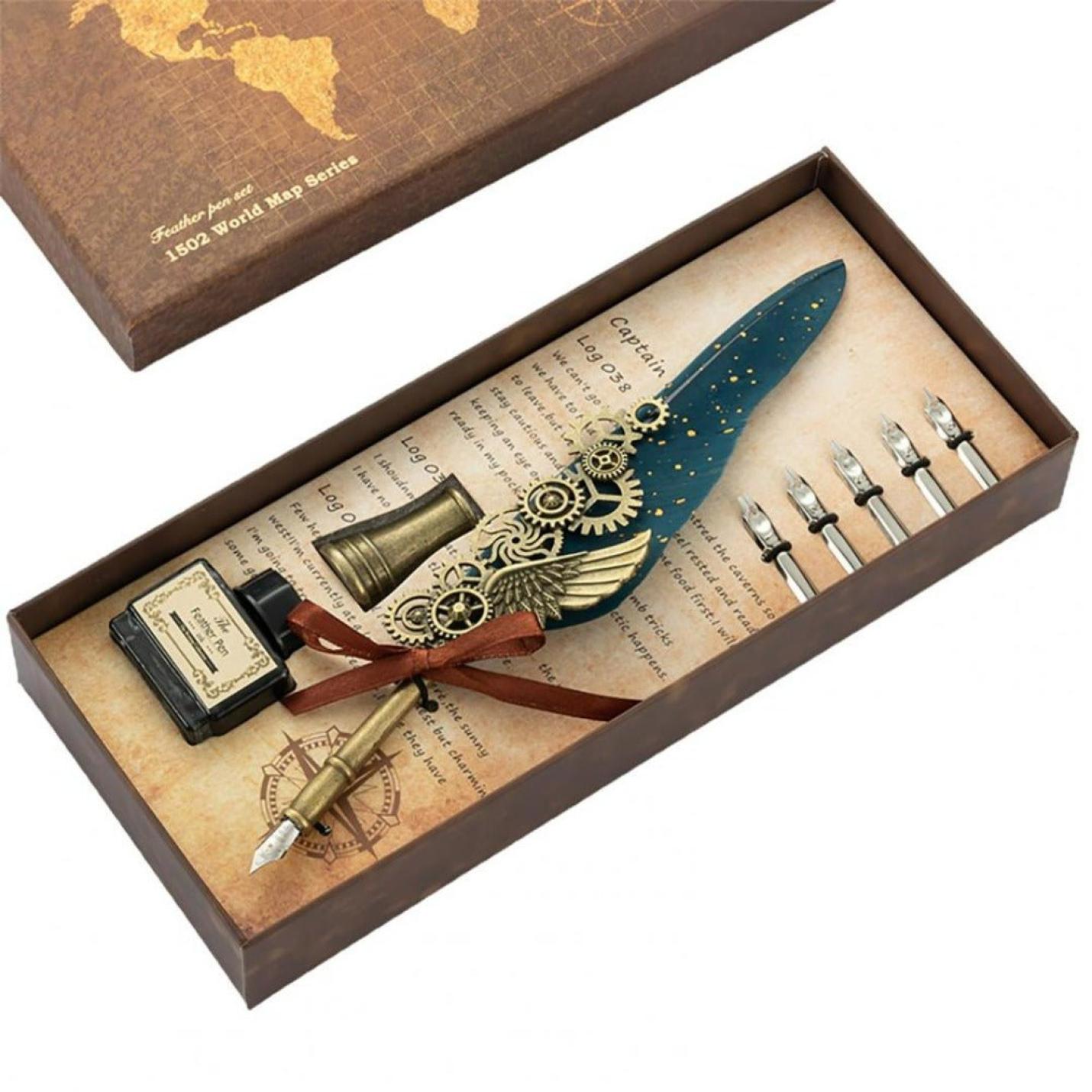 Verlevendig je schrijfervaring met onze Steampunk vulpen set met een decoratieve blauwe veerpen, meerdere penpunten en inkt in een vintage-stijl doos, de perfect