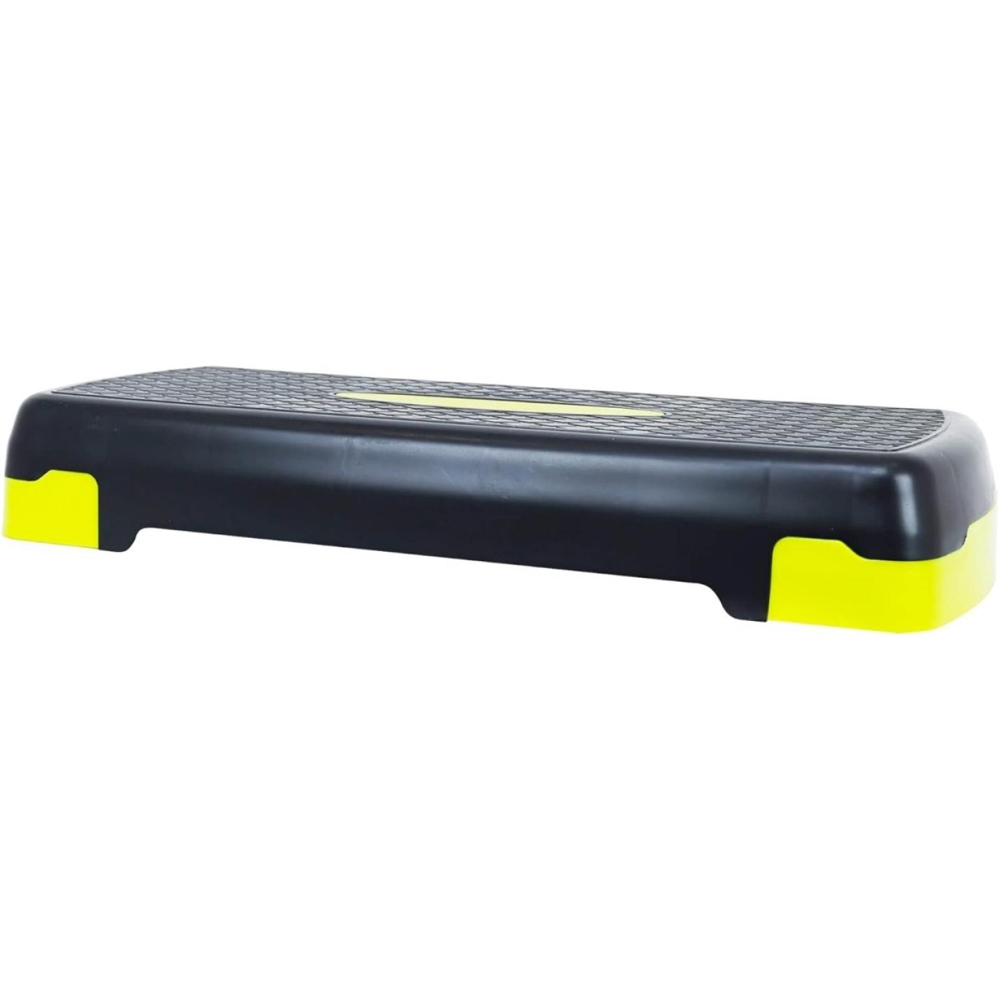 Zwart en geel Verstelbaar aerobics stepper platform: voor een complete workout met antislip oppervlak.