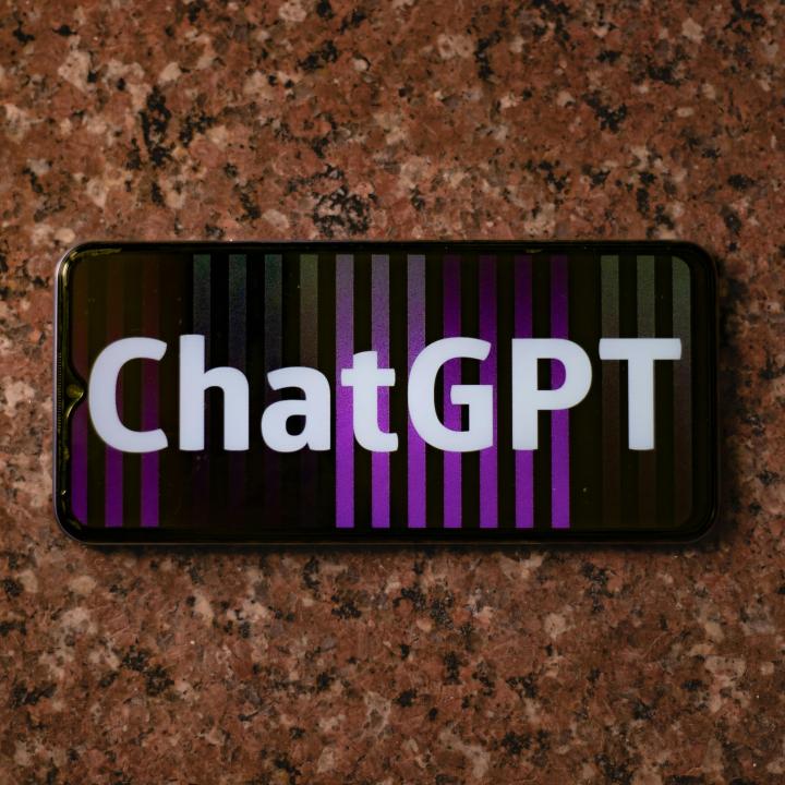 Chat GPT, een handige tool voor webshops. Lees hier waarom..